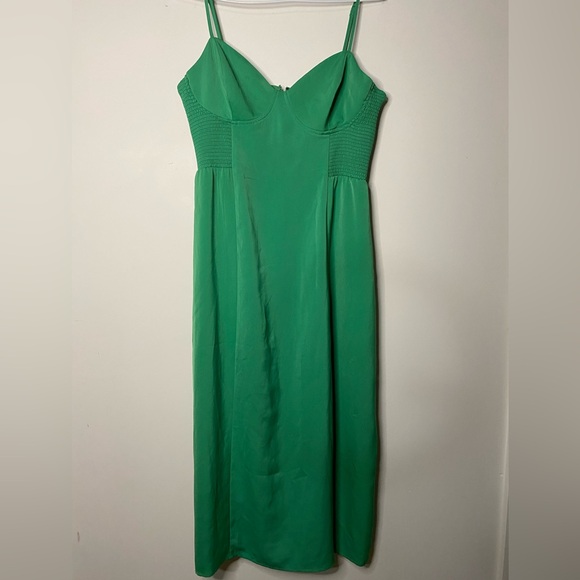 Dynamite green dress - Picture 1 of 5